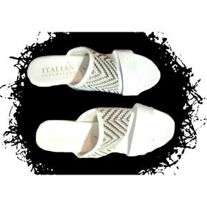 Italian Shoemakers White High Heel Sandals (Size 8.5)